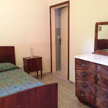 Alloggio per agriturismo Azienda Agricola Paradiso *